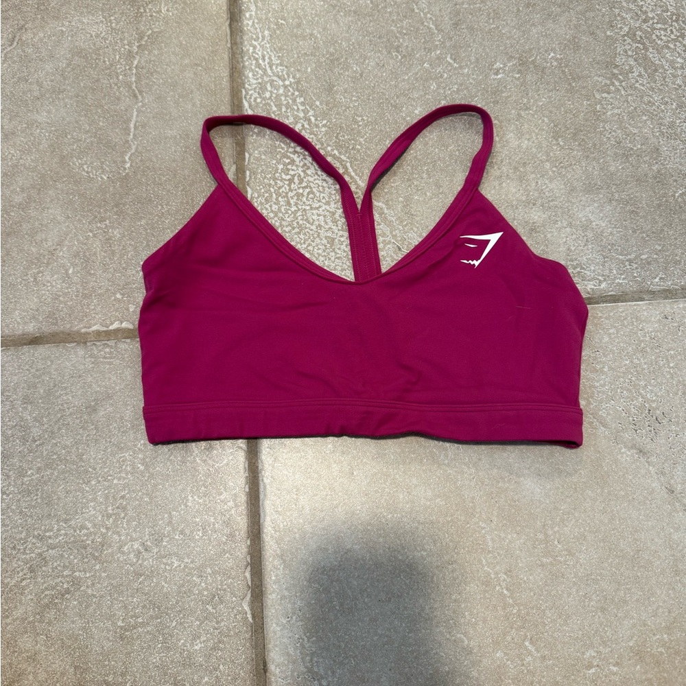 Gymshark V neck sports bra Pink 💓